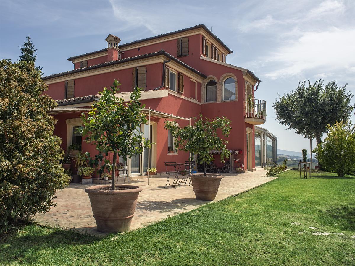 L'Antigo Granaro Guest House Agugliano Exterior photo